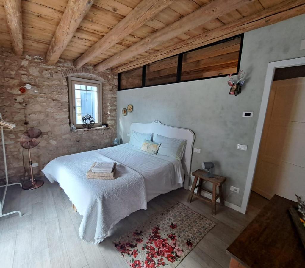 B&B La Corte22 Caprino Veronese Exterior foto